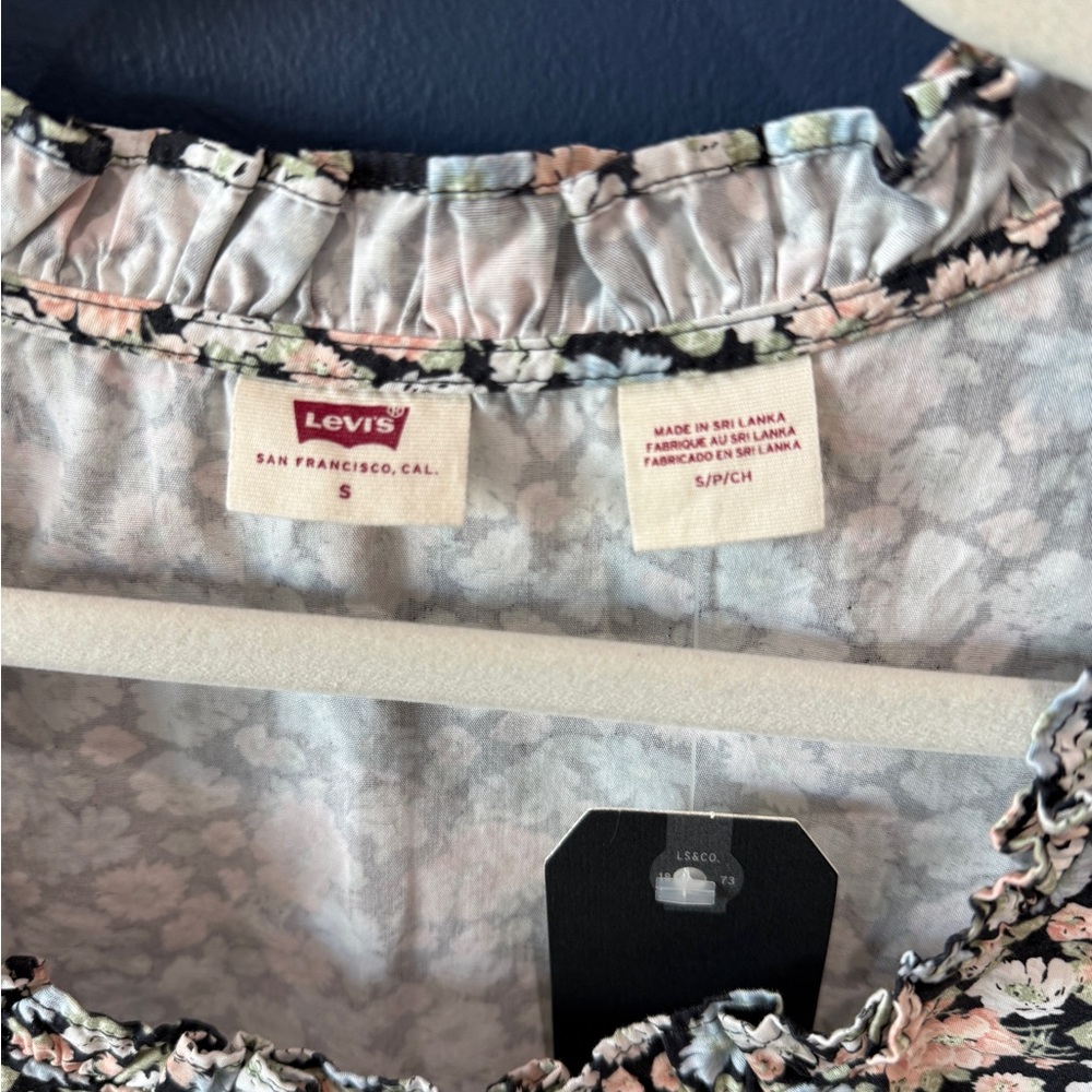 Louise Smocked Top in Vanessa Floral Size small new with tags - Picture 11 of 13